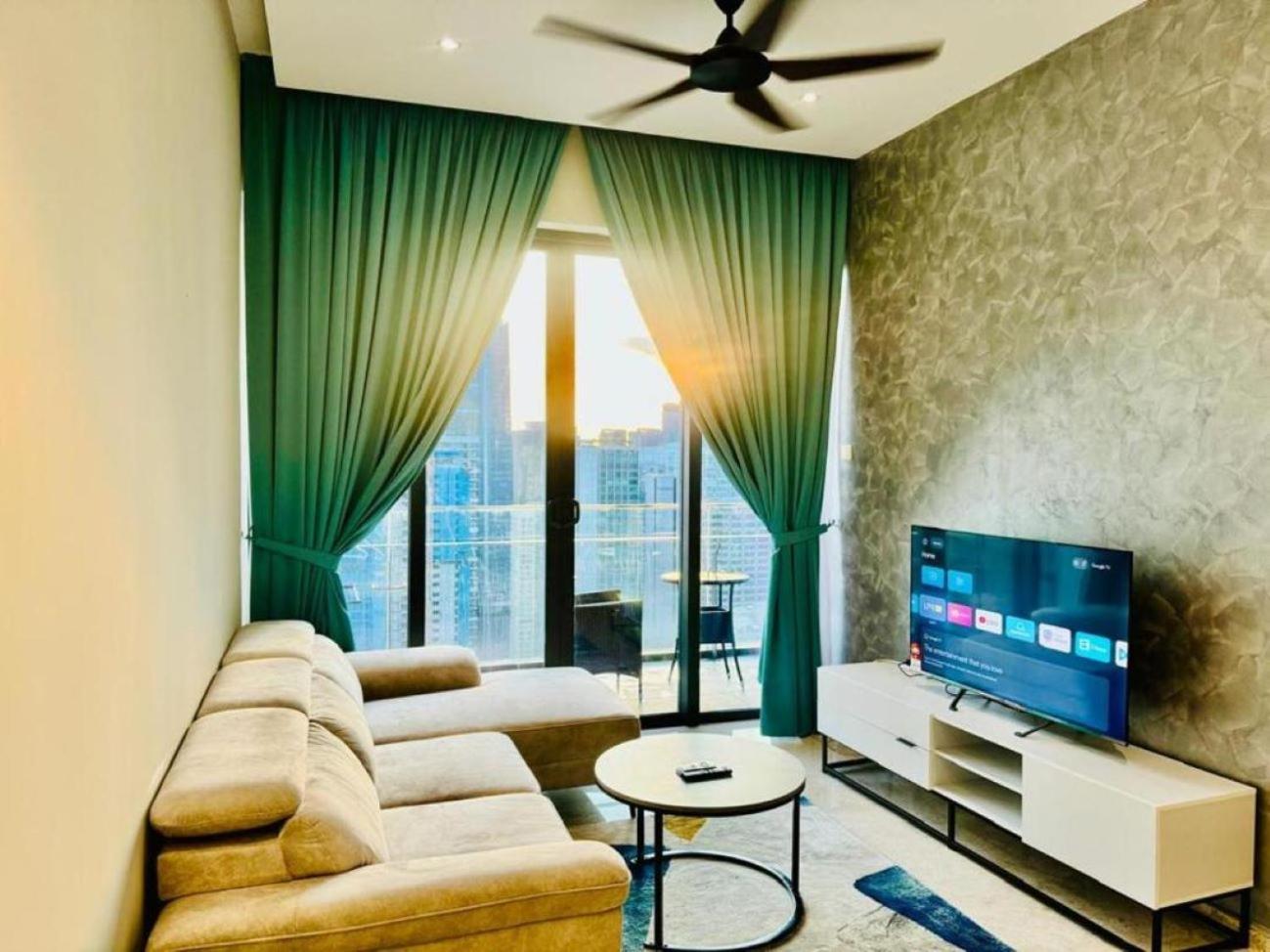 Crown Suites The Manor Klcc Kuala Lumpur City Center Екстериор снимка