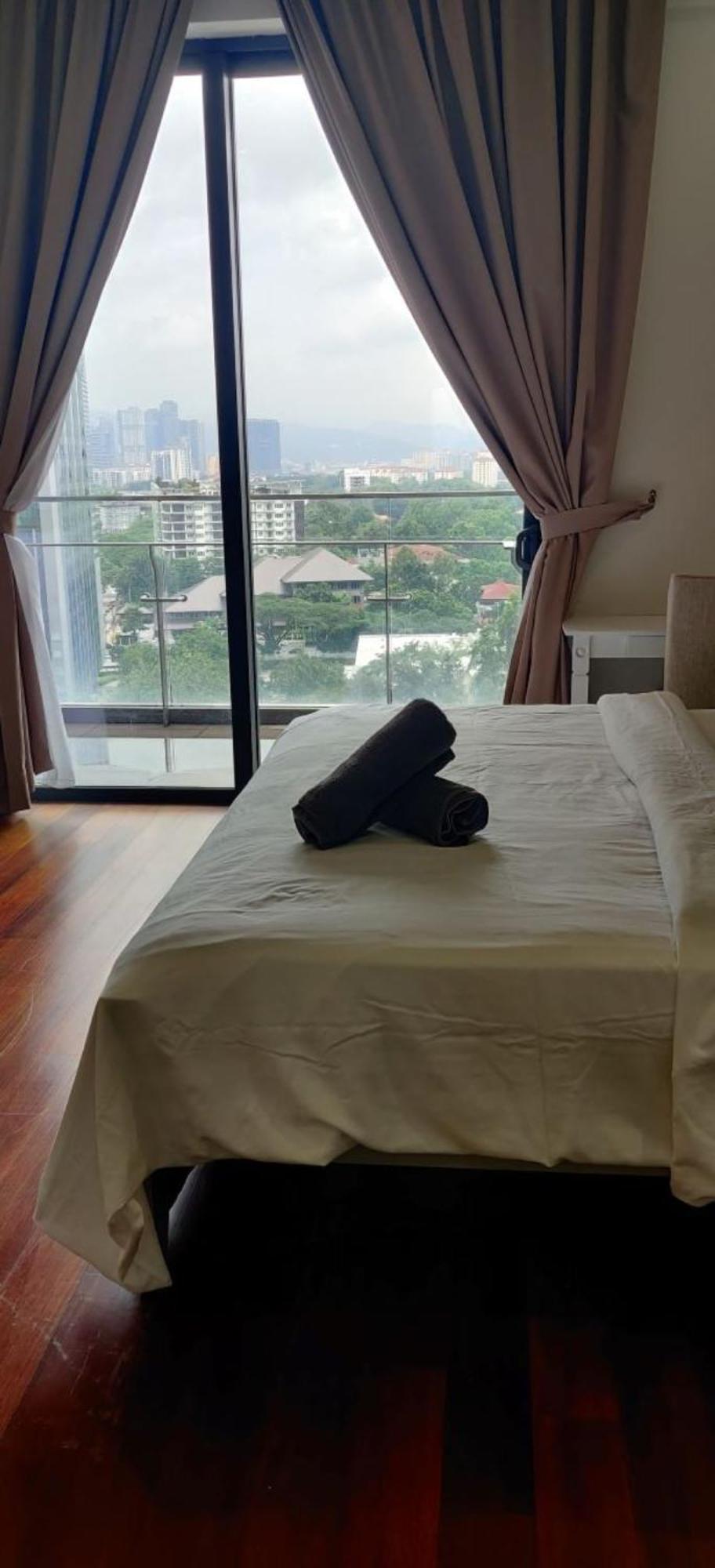 Crown Suites The Manor Klcc Kuala Lumpur City Center Екстериор снимка